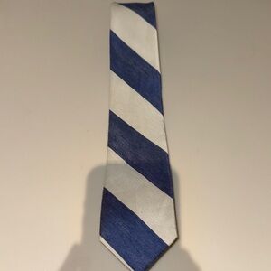 Nautica Navy and White Diagonal Striped Tie